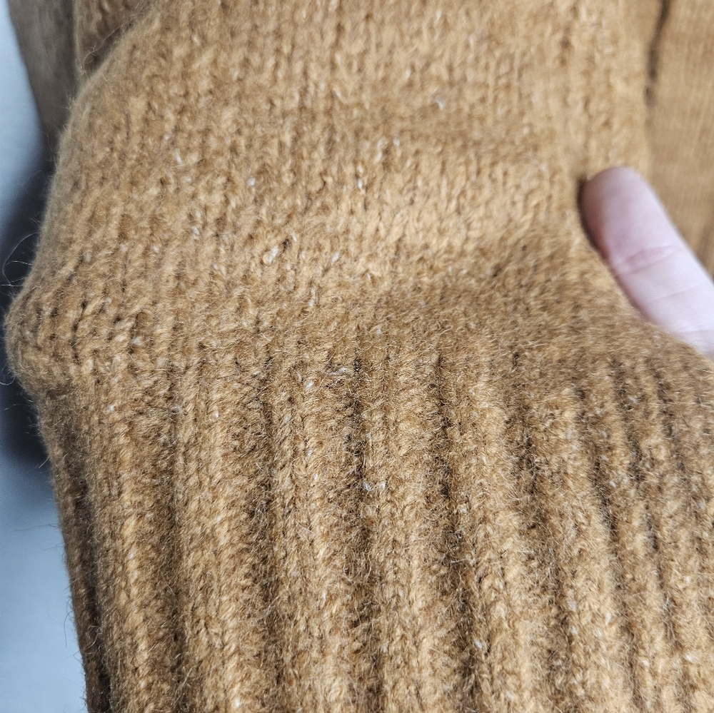 Sage Women's Chunky Tan Knit Cardigan - Picture 4 of 8
